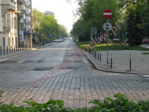 Pozostałości po torach w ulicy Zaporoskiej